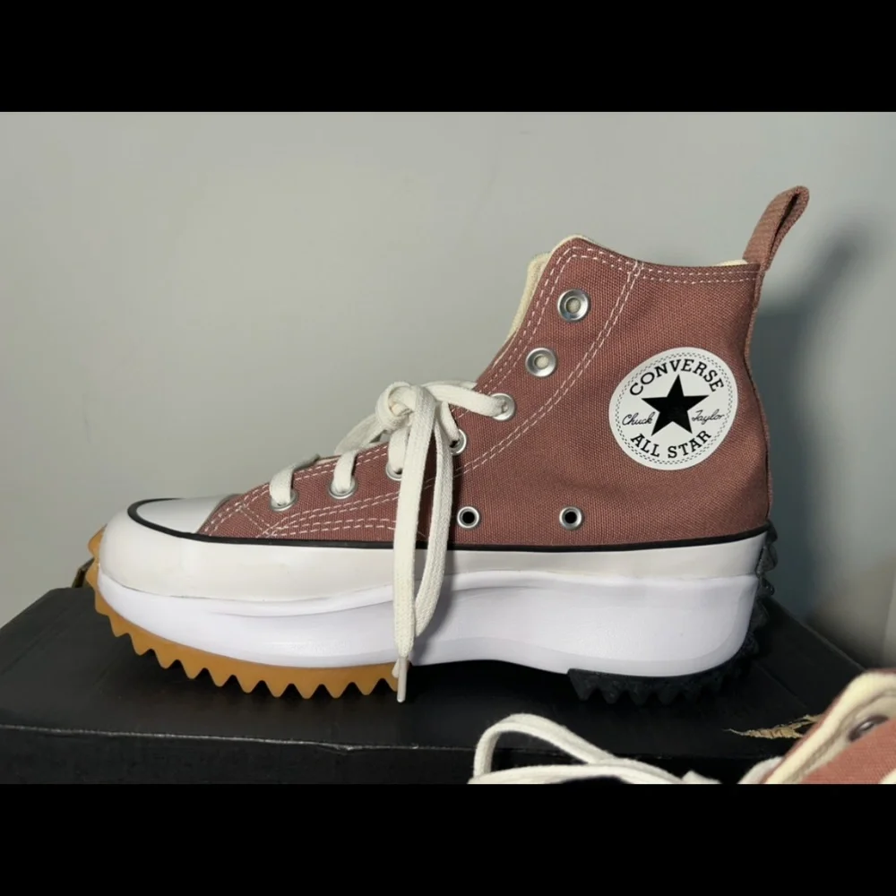 Converse Run Star Hike Hi Platform Shoes Sneakers Saddle/Black/White Womans 7